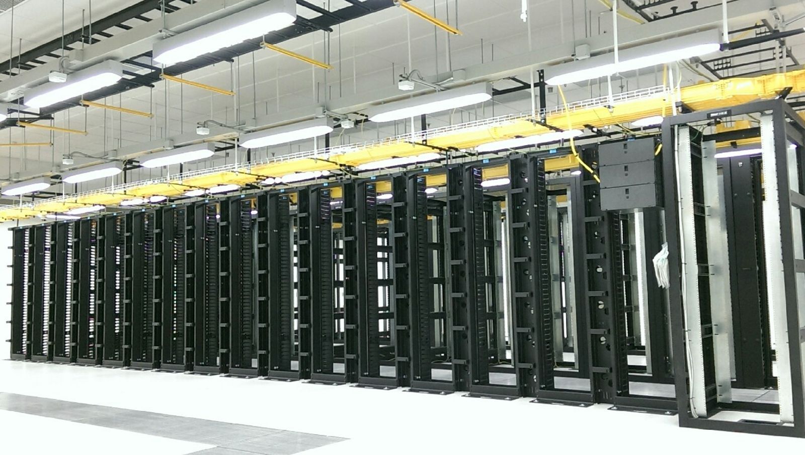 鴻海為什麼會找東元換帖搶全球算力中心市場？　