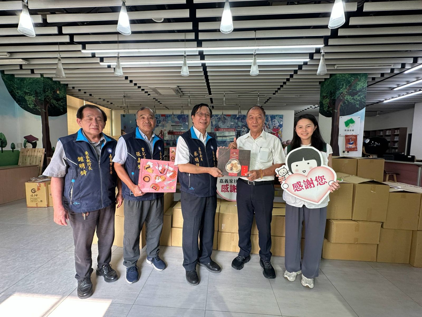 鄭麗文自掏腰包採購庇護工場中秋禮盒 國民黨:已送抵全台黨部並轉贈弱勢家庭