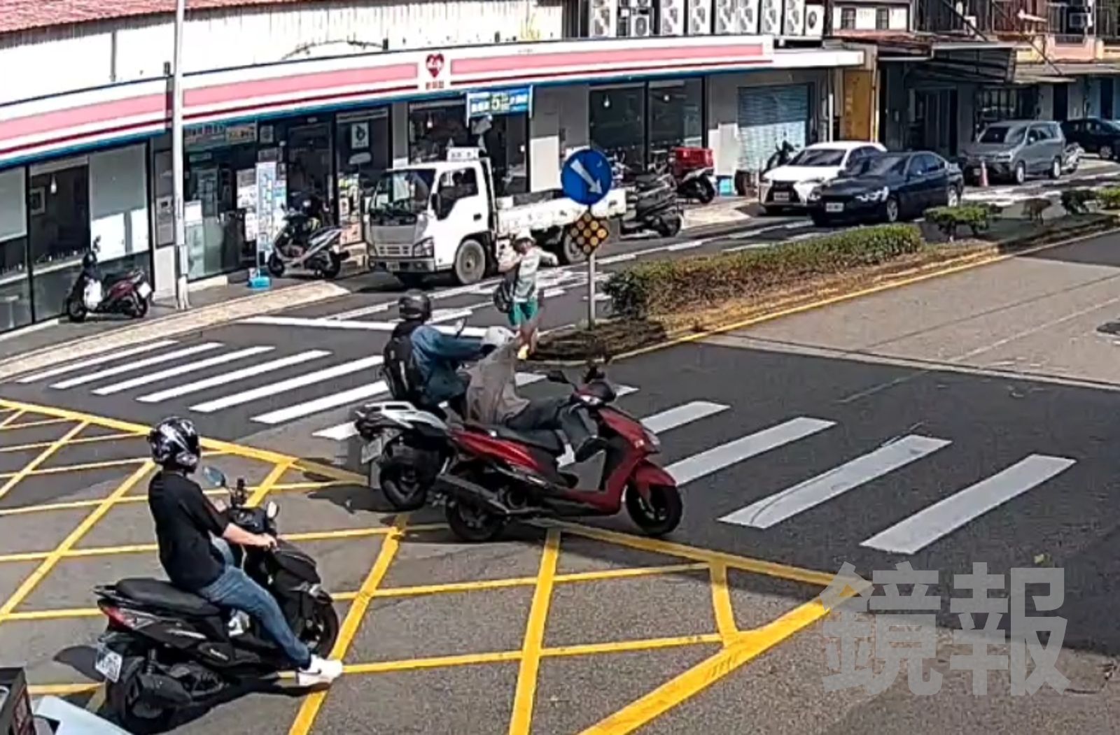 新竹高翠路魔咒再現！三週3起車禍　號誌申請受阻民眾怒批：法令是死的，人是活的