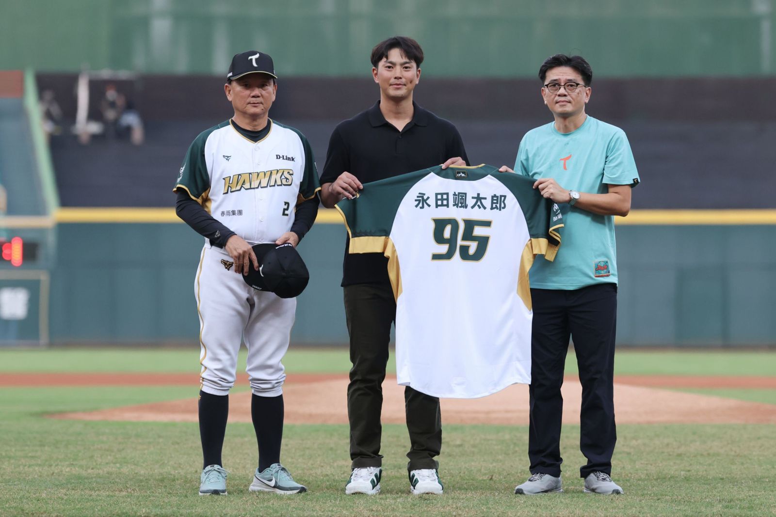 台鋼雄鷹與永田颯太郎簽訂2.5年合約 披95號戰袍盼成內野即戰力