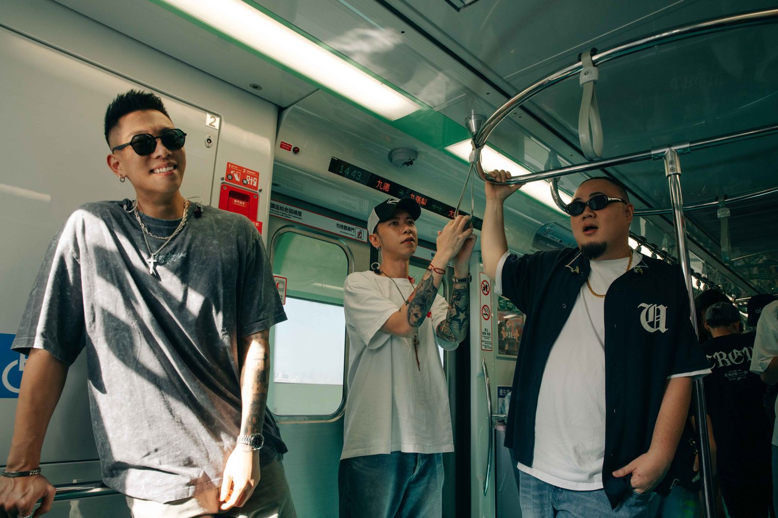 頑童演唱會主辦單位與台中捷運合作打造「老鄉進城路」。本色音樂提供