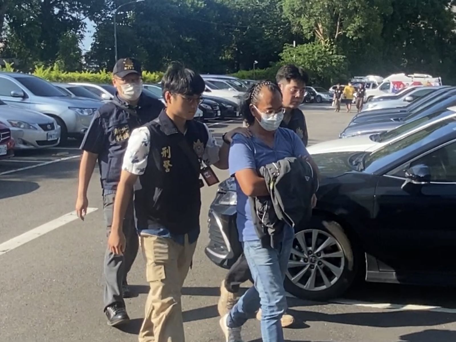 女星劉香君製作人夫李能謙涉詐遭逮　製「黃仁勳」假投資粉專吸金2千萬