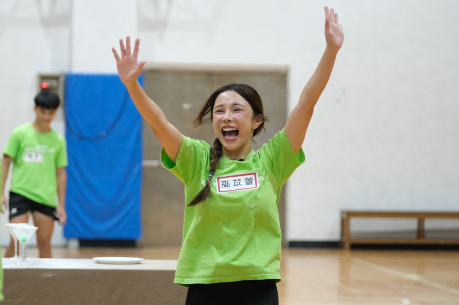 巫苡萱實力驚人壓制3男，徐乃麟讚為小辣椒。東森提供
