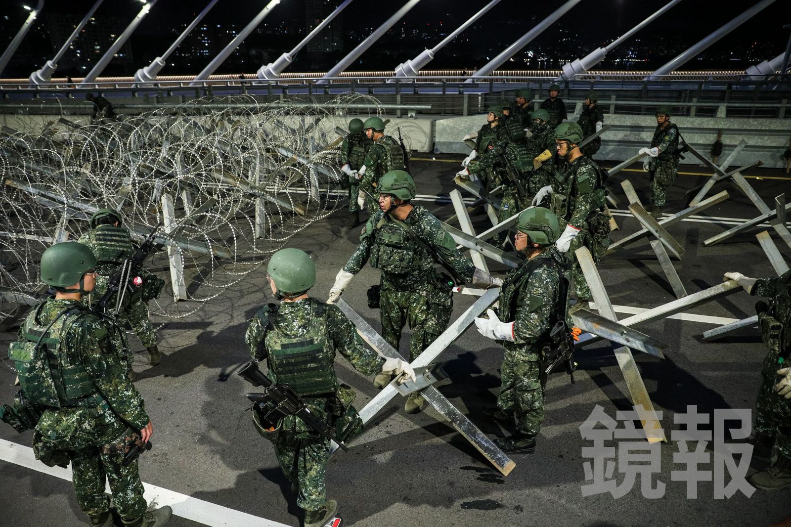 淡江大橋首納漢光演習!封橋畫面曝光 防範敵軍進犯政經中樞