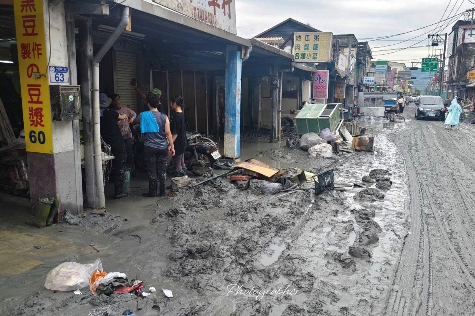 一堆人帶「災區伴手禮」進加護急救！他曝現況　嘆：非挖土才是超人　　
