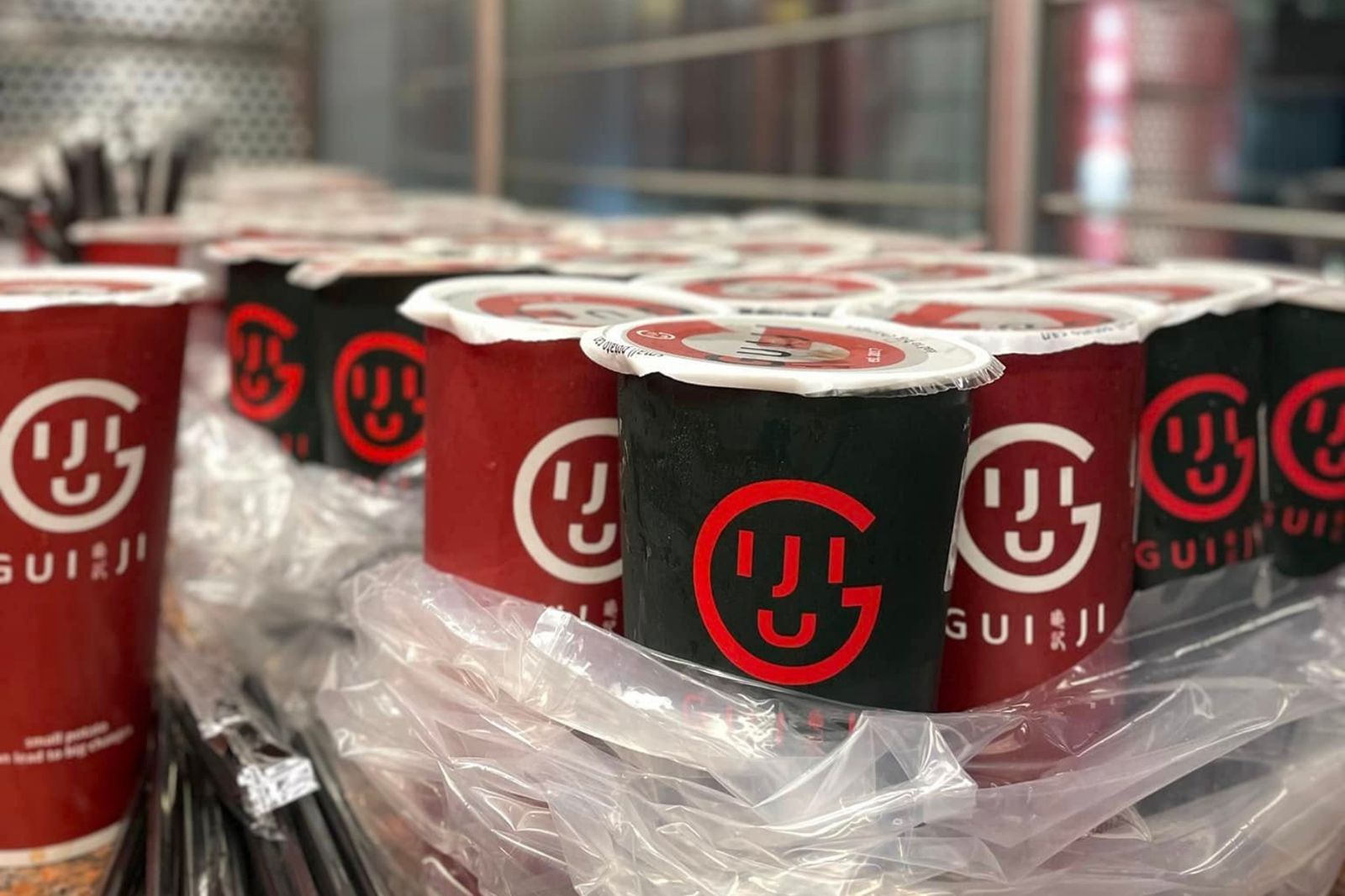 點無糖飲料「果汁卻早已加糖」！龜記急發3點聲明　網不買帳：玩文字遊戲