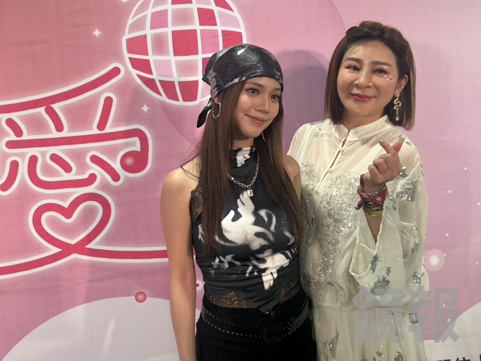 王彩樺18歲比基尼辣照曝光！「甜美顏值」激似庭庭：是我女兒沒錯