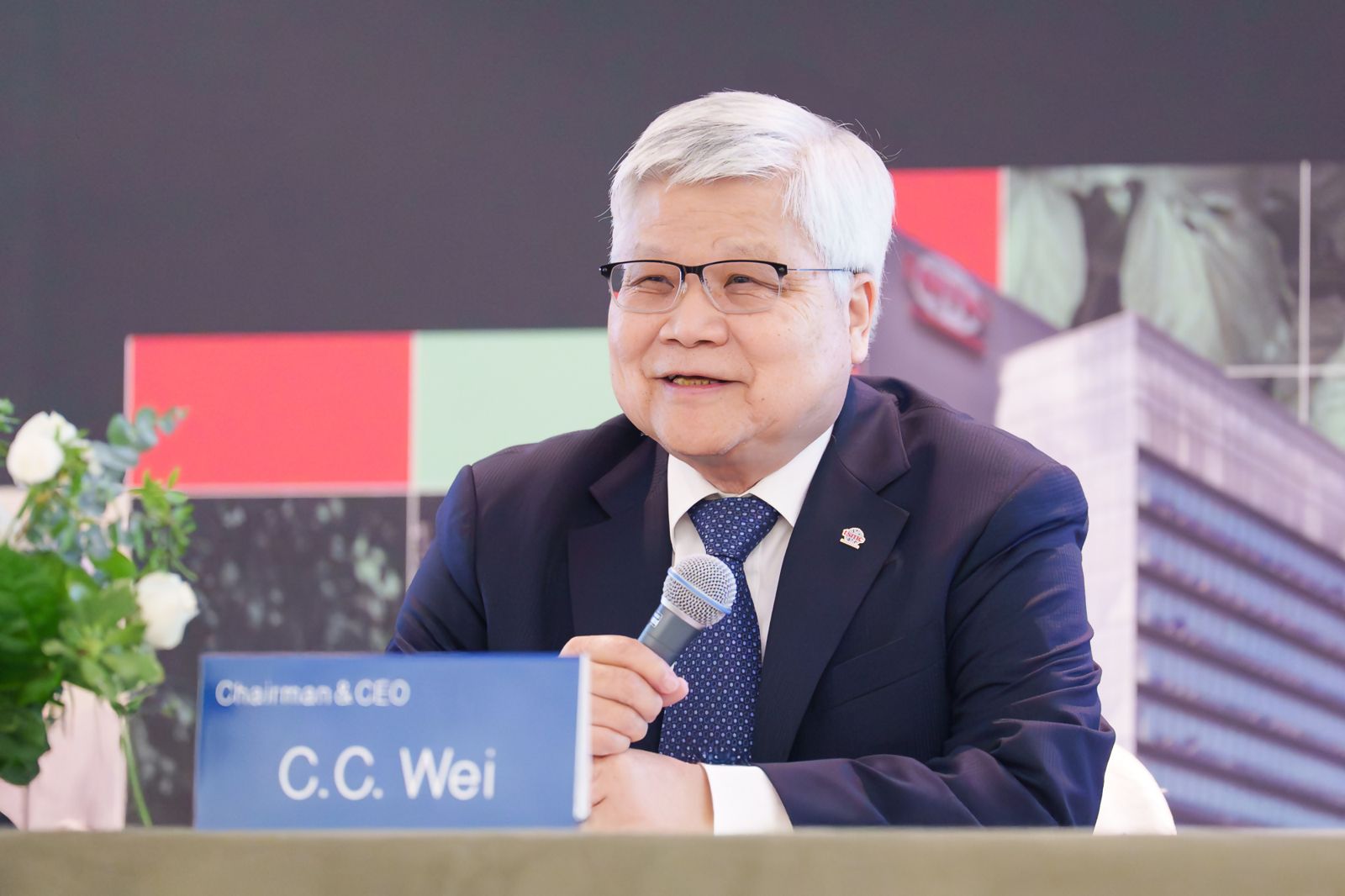 魏哲家擔心台灣電力供應 坦言有足夠電力才能持續擴產能