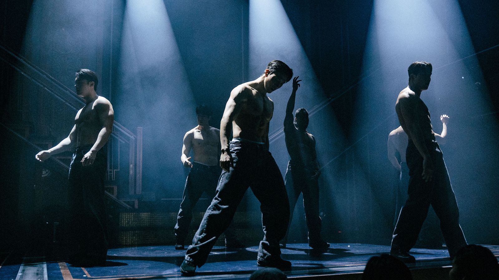 三開門冰箱寬肩太犯規！韓國猛男秀《TOUCH FIVE》首登台　4天6場撩翻台北