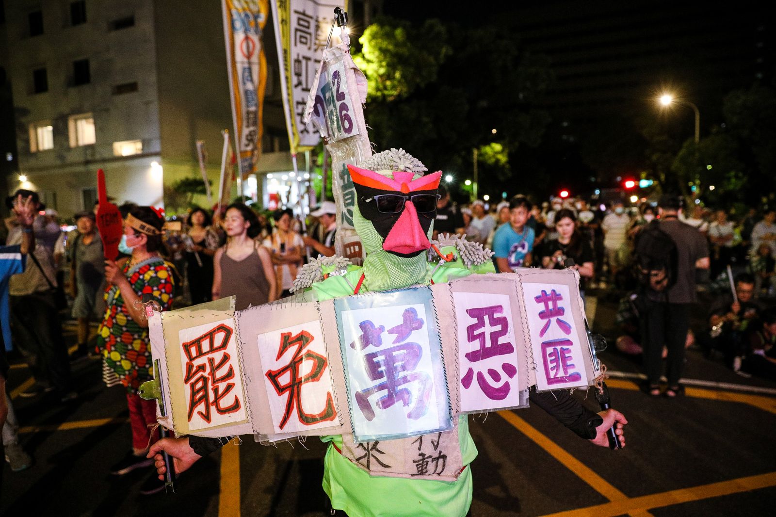 民粹政客擅長以誇張、聳動的語言諸情緒動員,號召支持者質疑、挑戰現有體制。本報資料照片