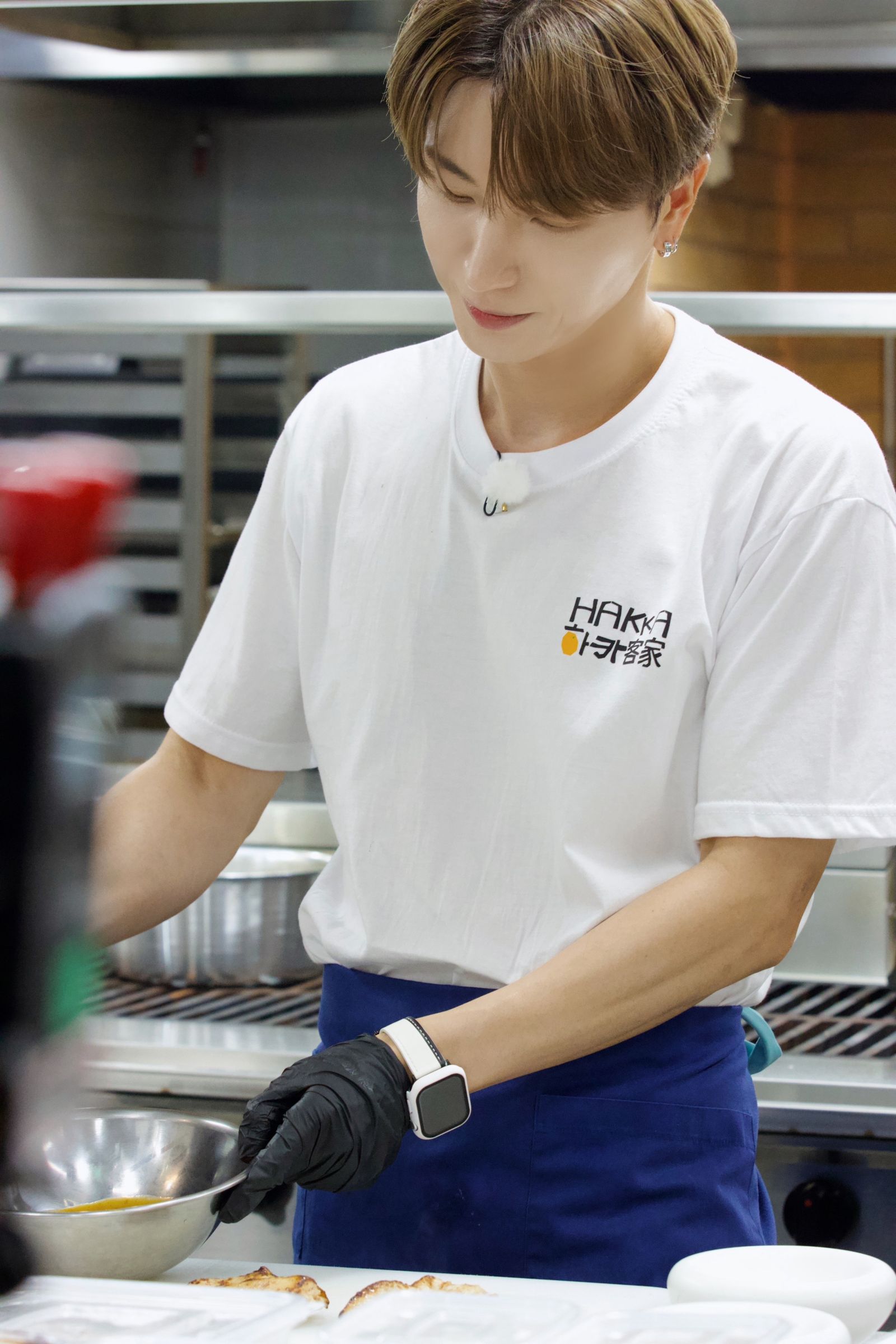 利特入圍金鐘實境節目主持人獎。客家電視提供