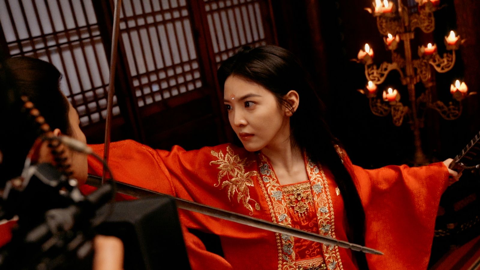 章若楠在《雨霖鈴》中上演逃婚戲碼。Disney+提供