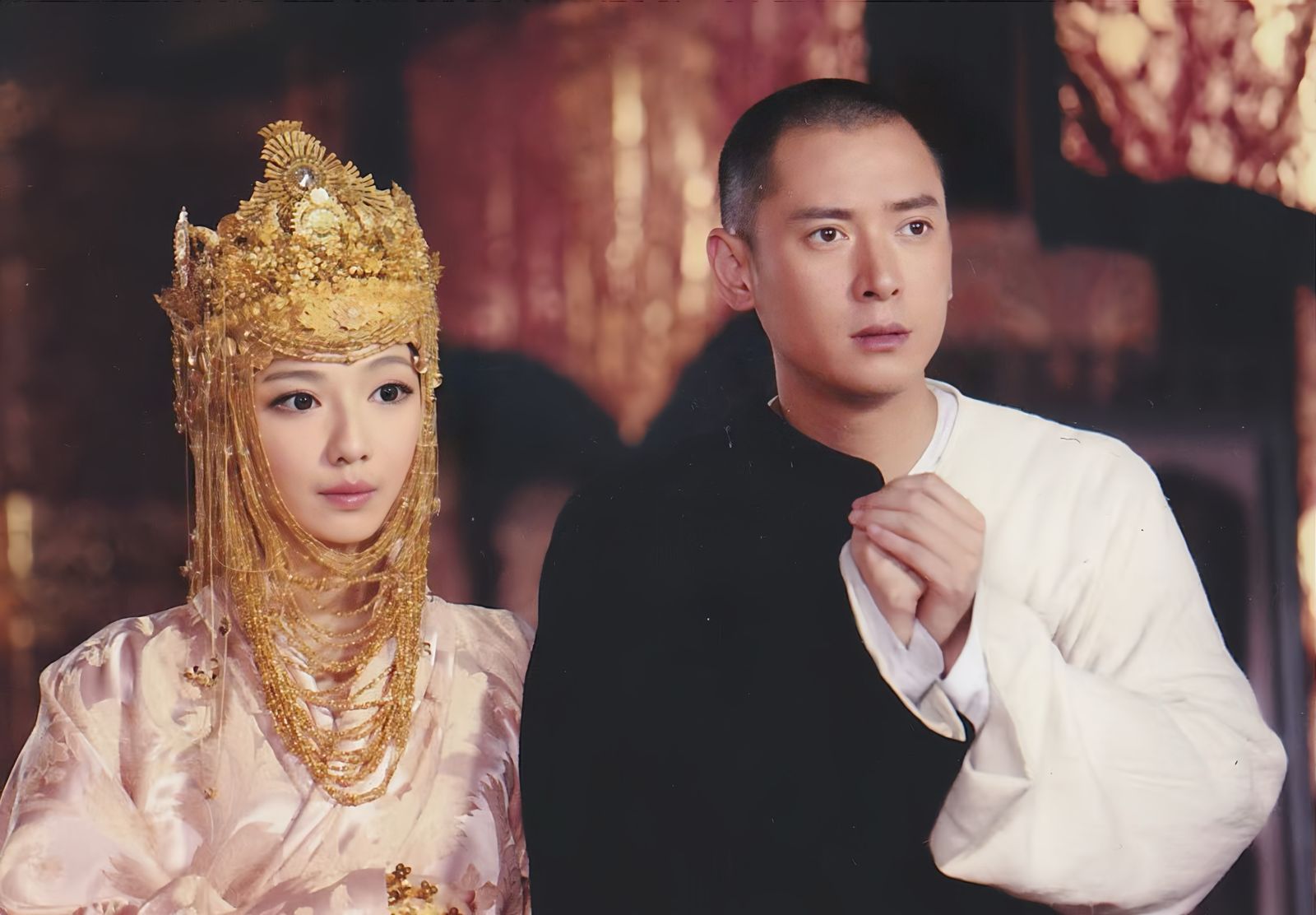 王寶兒（左）參與2013年版電視劇《天龍八部》演出「夢姑」銀川公主，右為演員韓棟。星之國際娛樂 提供