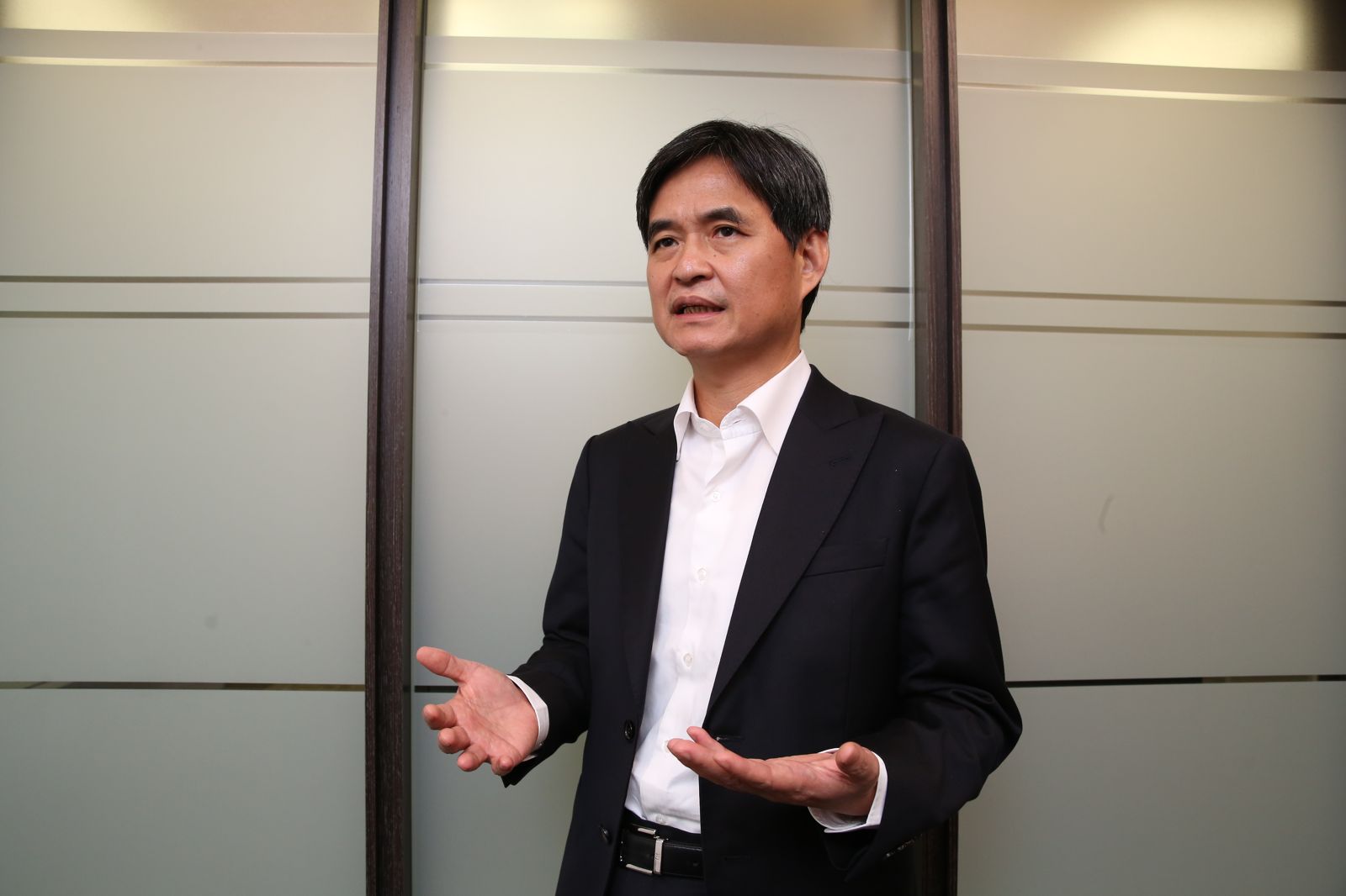 AI帶旺半導體 非AI領域也穩健復甦 文曄董座鄭文宗:今年會比去年更好