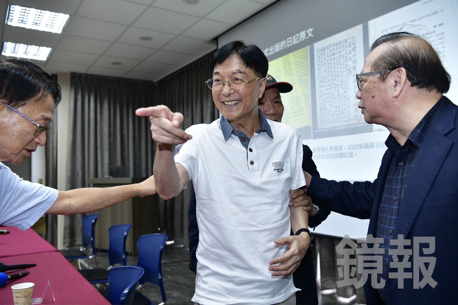 蔣萬安稱4年前答過血緣問題 郭貽熹酸「問A答B」:我願意跟你驗DNA