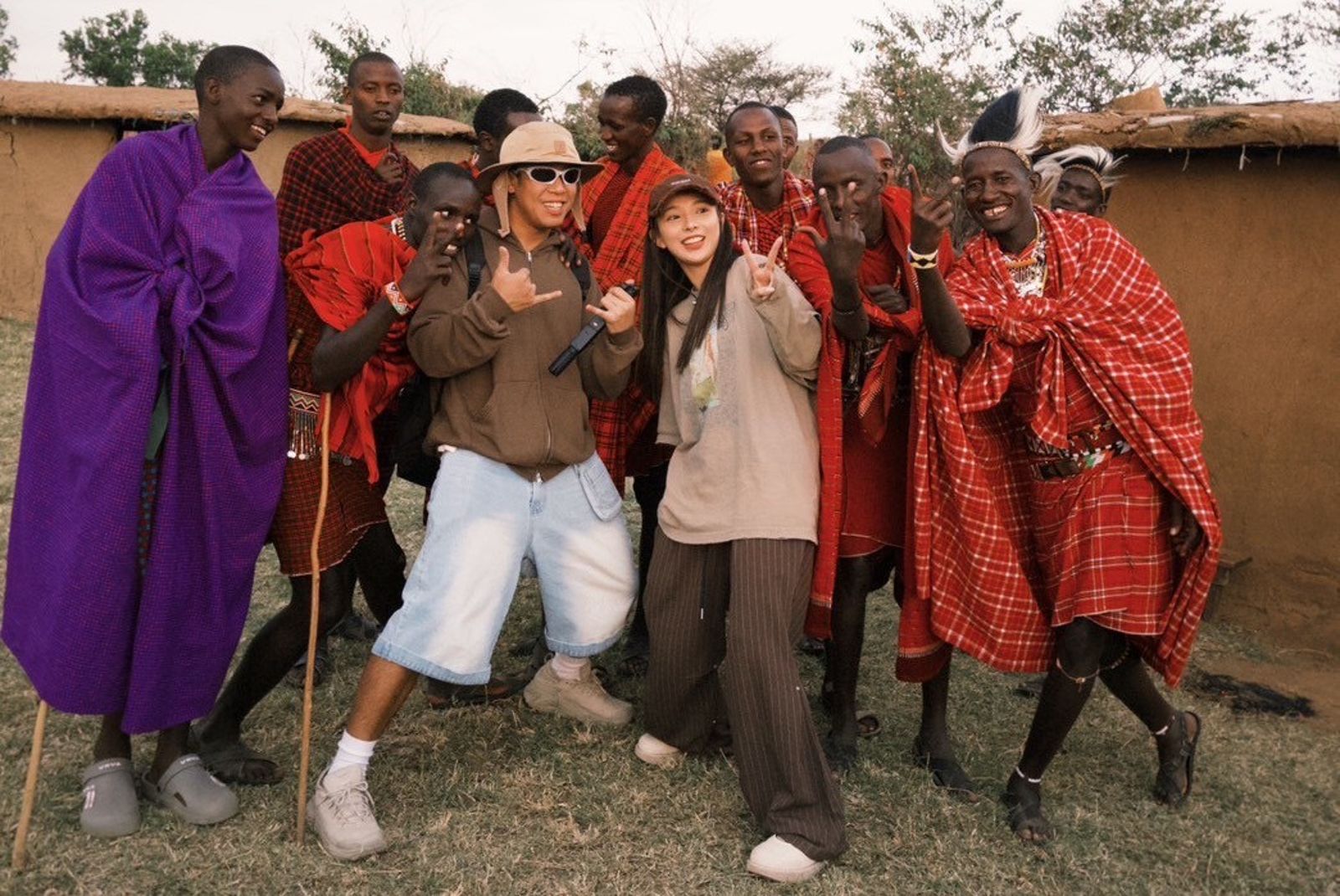 玖壹壹健志合體愛妻閃瞎眾人！非洲生出「愛的結晶」連Ella都吃驚