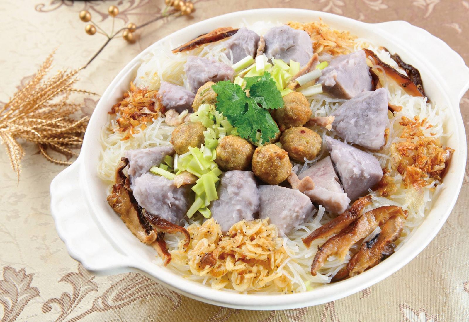 黃仁勳曾大讚過磚窯的芋頭米粉湯他很喜歡這道菜。（翻攝自磚窯古早味敦南店臉書）