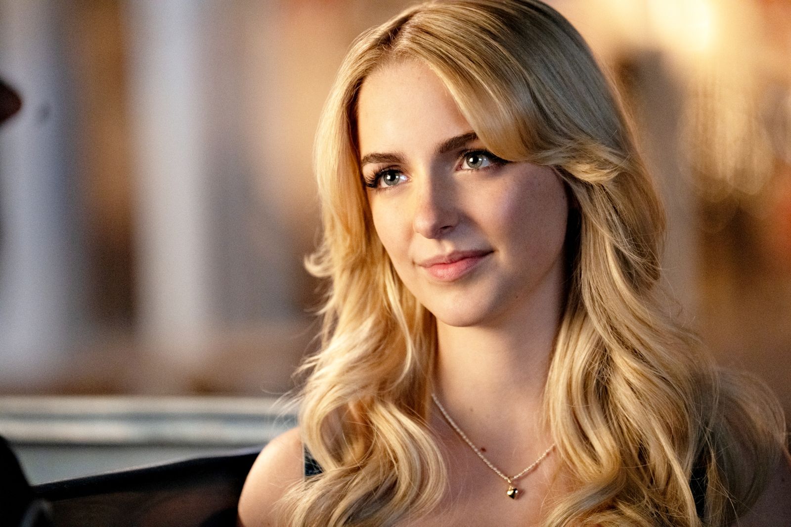 《只為你遺憾》導演一眼相中麥肯娜葛瑞絲來飾演克拉拉這個角色。UIP提供