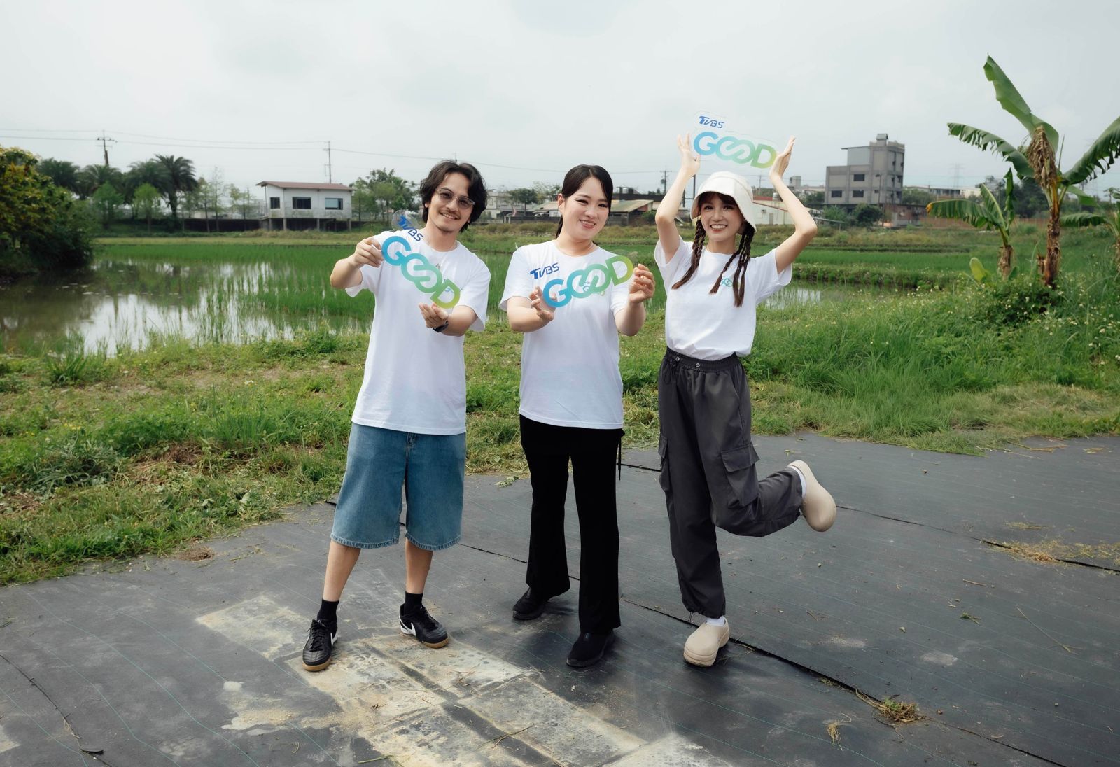 楊銘威二度力挺!曝以後想帶兒子「一起插秧」 「開伙女王」鄭智善用台灣米大秀廚藝