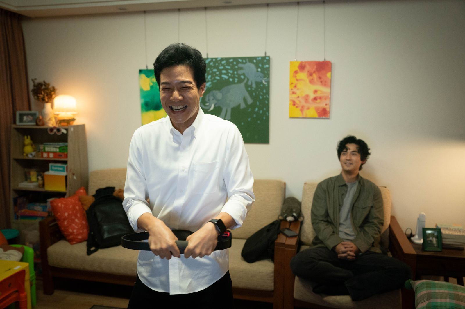 周渝民、薛仕凌「政亦CP」火花四射 《與惡2》網友敲碗獨立故事線