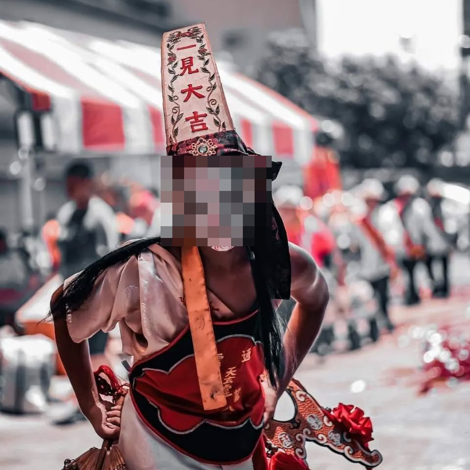 沙鹿一名涉嫌殺害前女友的駱姓少年是一名八家將。圖／翻攝自當事人IG