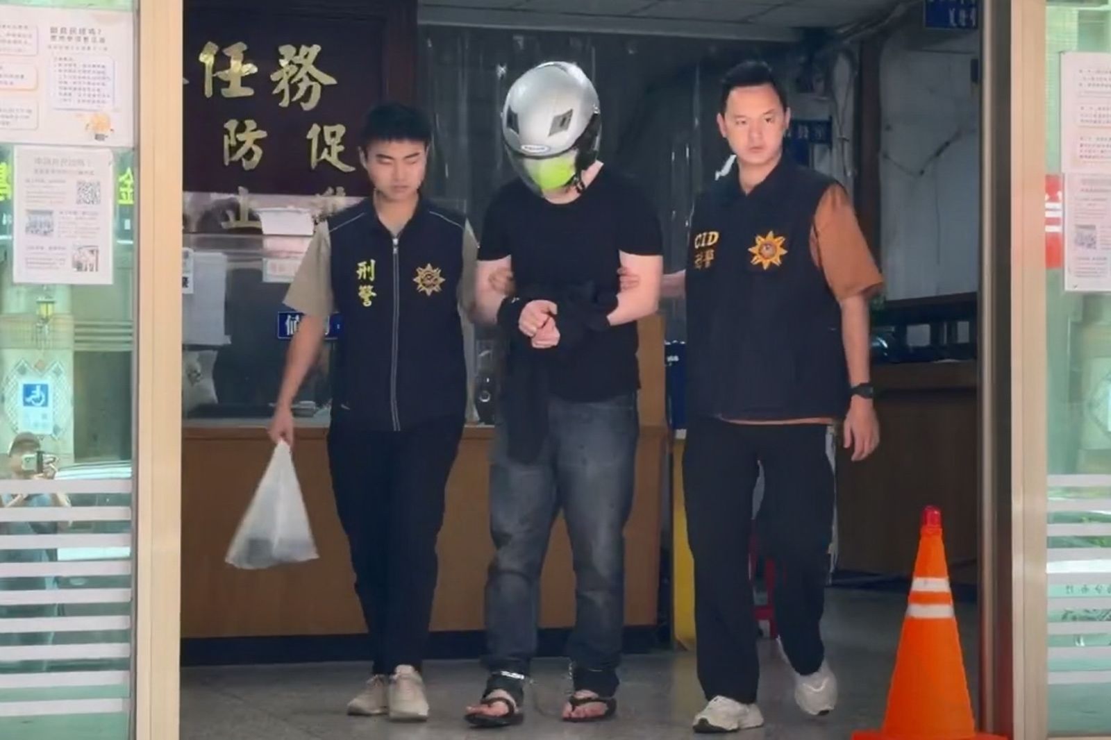 警方將劉嫌移送地檢署偵辦。民眾提供