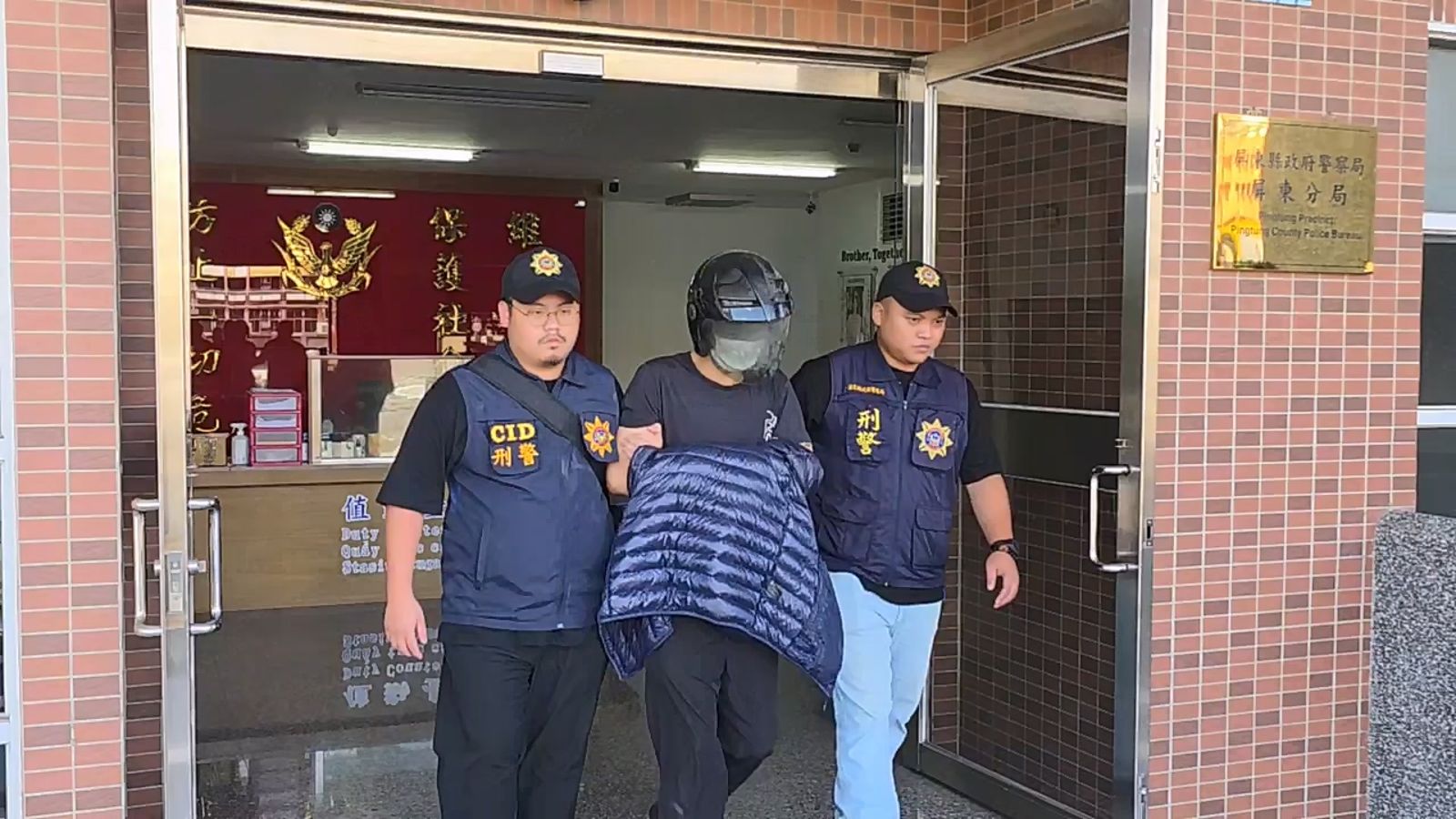 屏東冰鎮坐屍案/惡男是家暴男 辯稱「女友吸太多」 屏檢深夜聲押