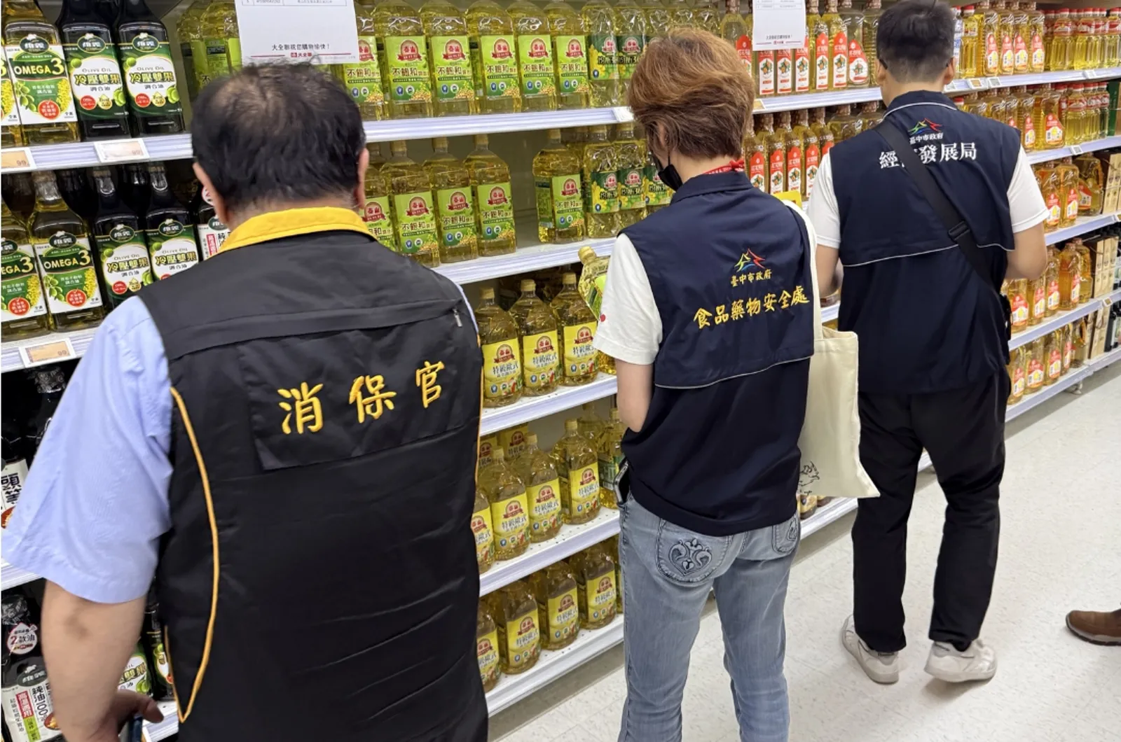 一文看懂！毒油風暴隱匿48天廠商知情不報、中央遭指蓋牌⋯⋯誰該負責？ - 鏡報