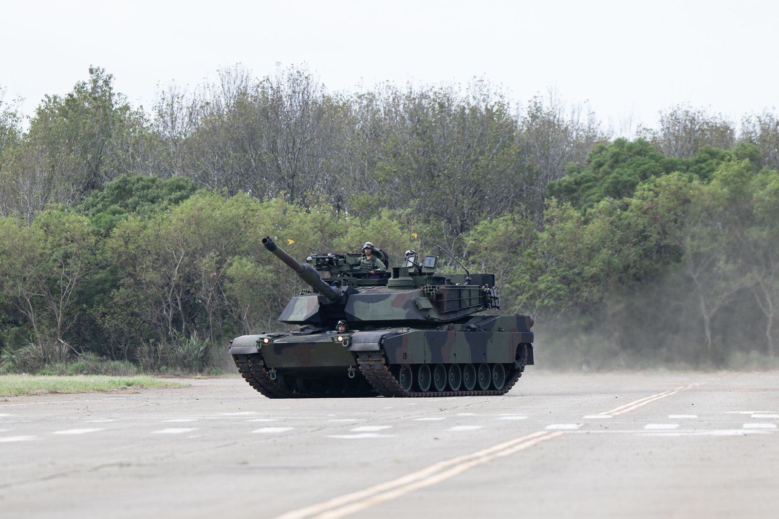 M1A2T戰車今天成軍。（圖／總統府提供）