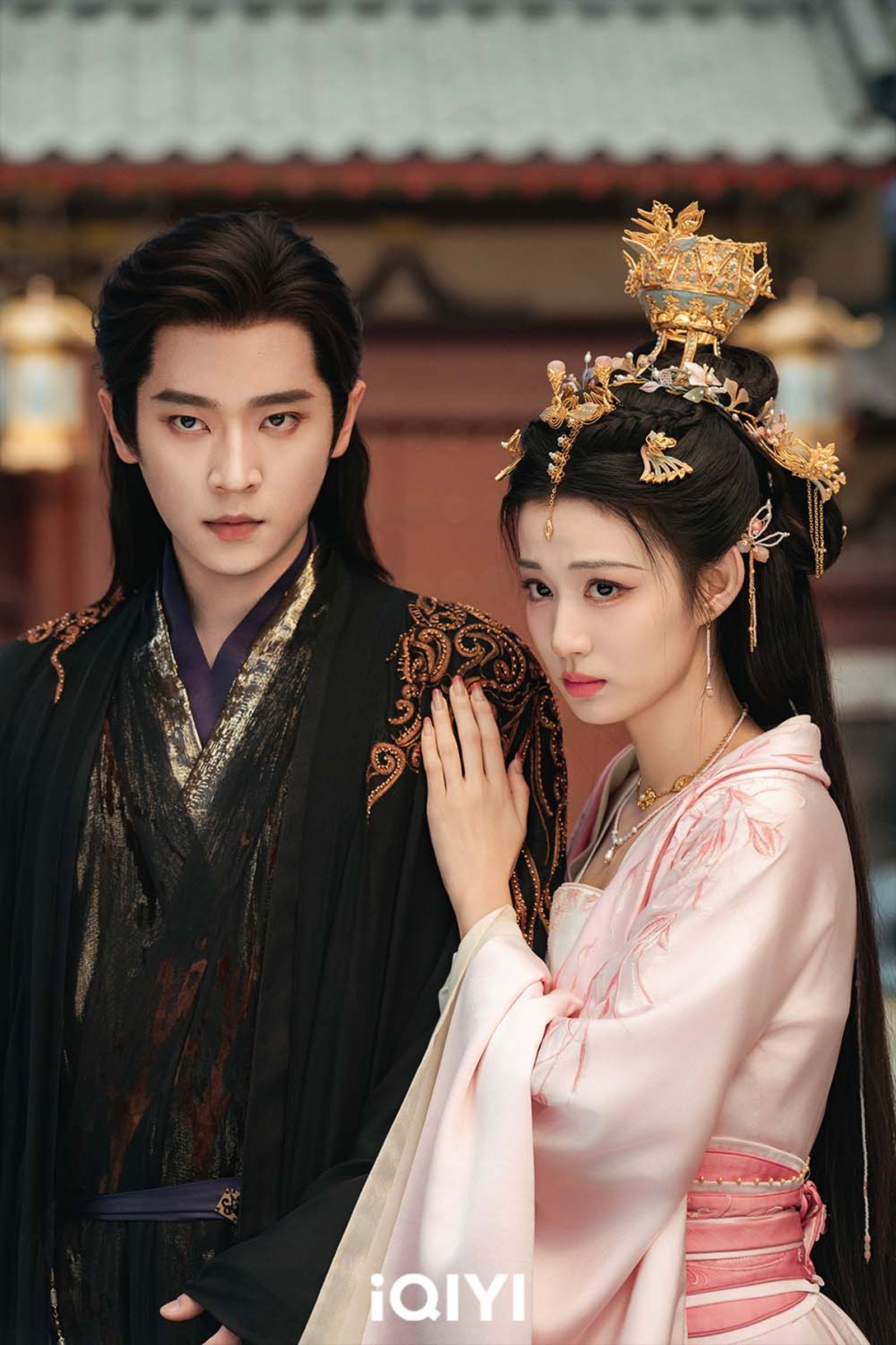 《成何體統》王楚然（右）、丞磊化身戲精。iQIYI愛奇藝國際版提供