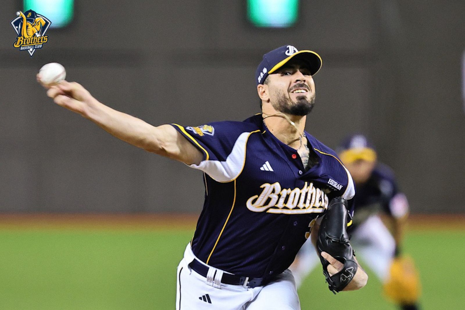 中職/黃博多傷退無緣台灣大賽 王建民暗示首戰先發「兩個字」