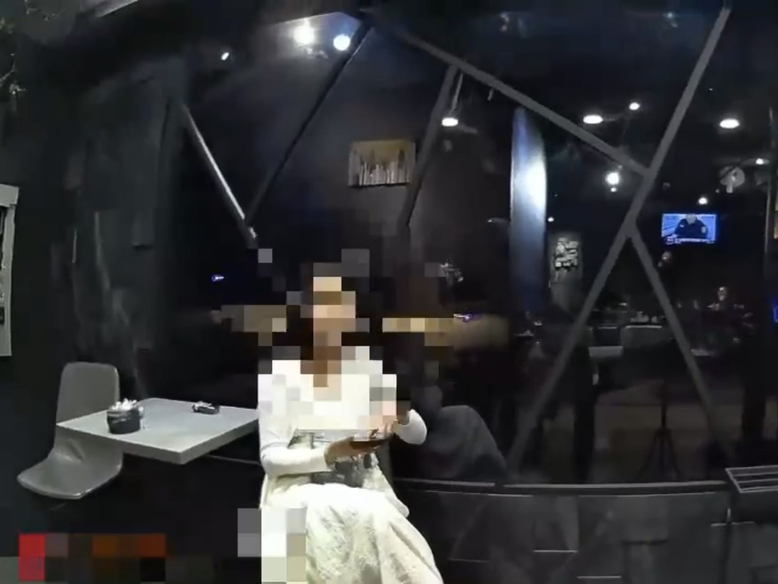 醉鬧居酒屋!小費談不攏爆衝突 女子怒砸啤酒罐傷友