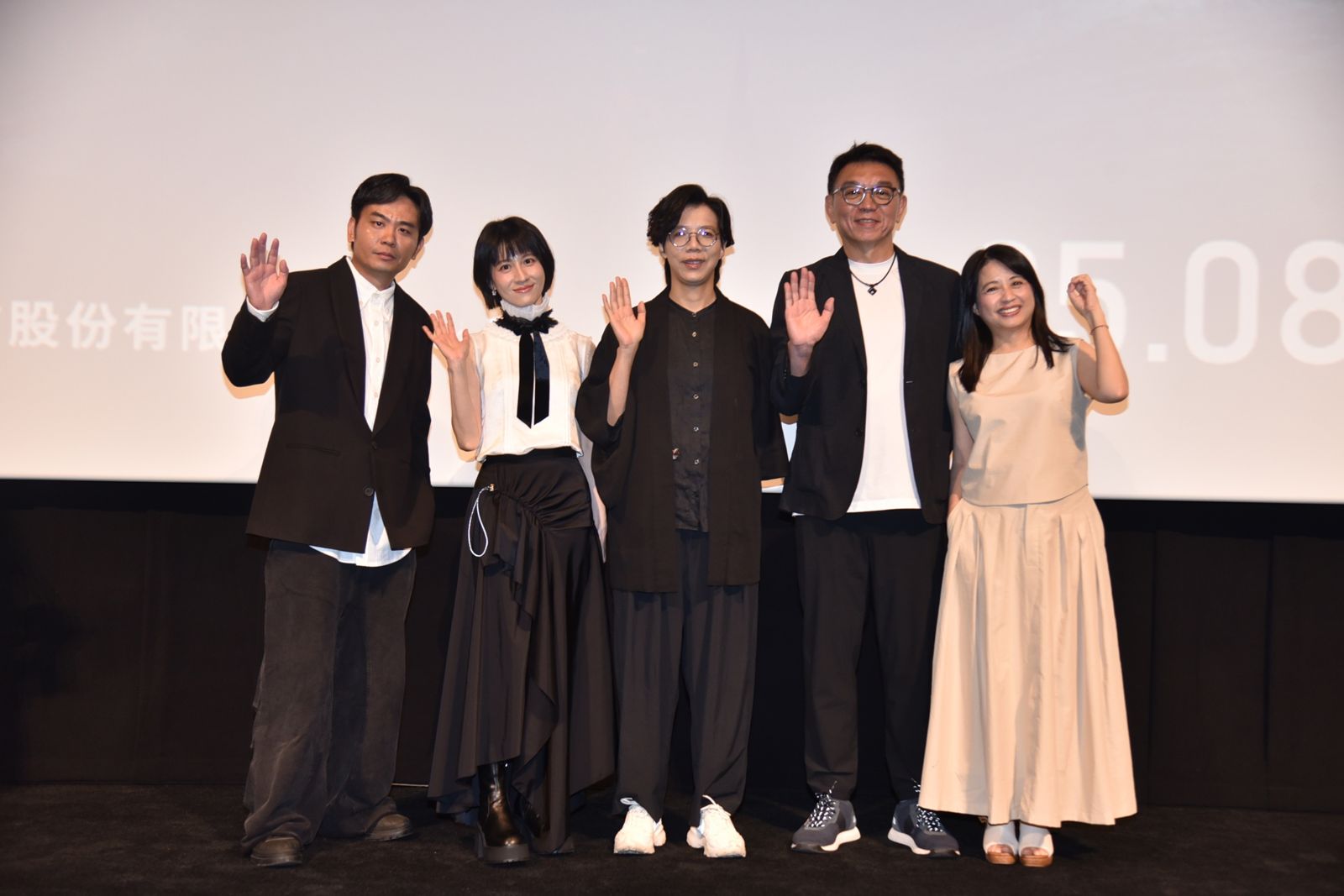 《零日攻擊》日本首映會,製作人鄭心媚(左起)、監製林錦昌、導演蘇奕瑄、連俞涵、楊大正出席。牽猴子提供