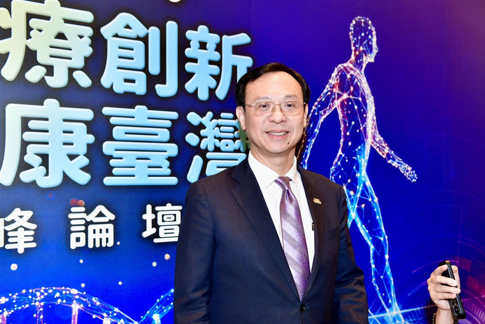 回應5千網友連署 石崇良:青少年心理諮商可免家長陪同 有這項但書