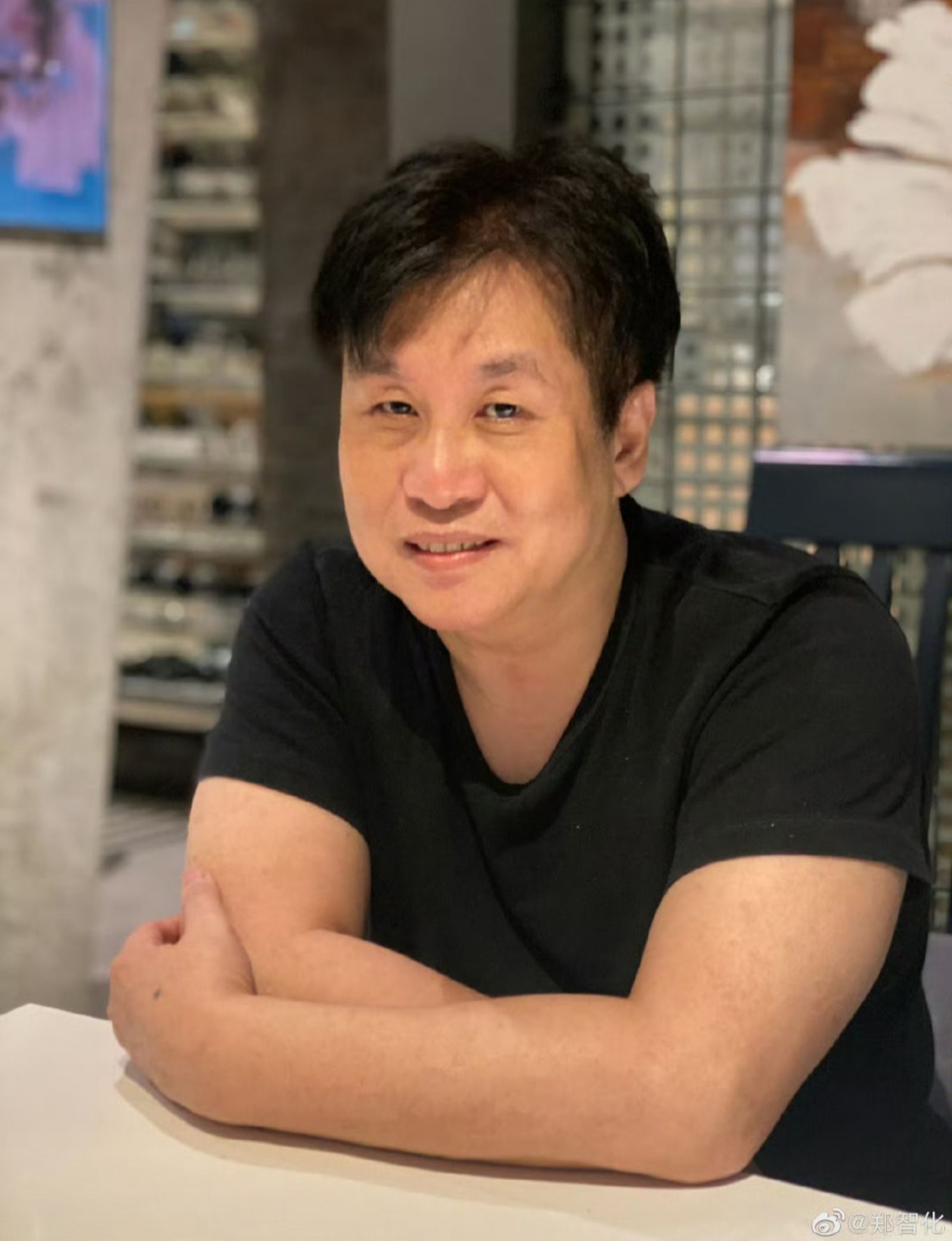 鄭智化大部份時間都待在台灣,唯演出時才飛去中國。翻攝鄭智化微博