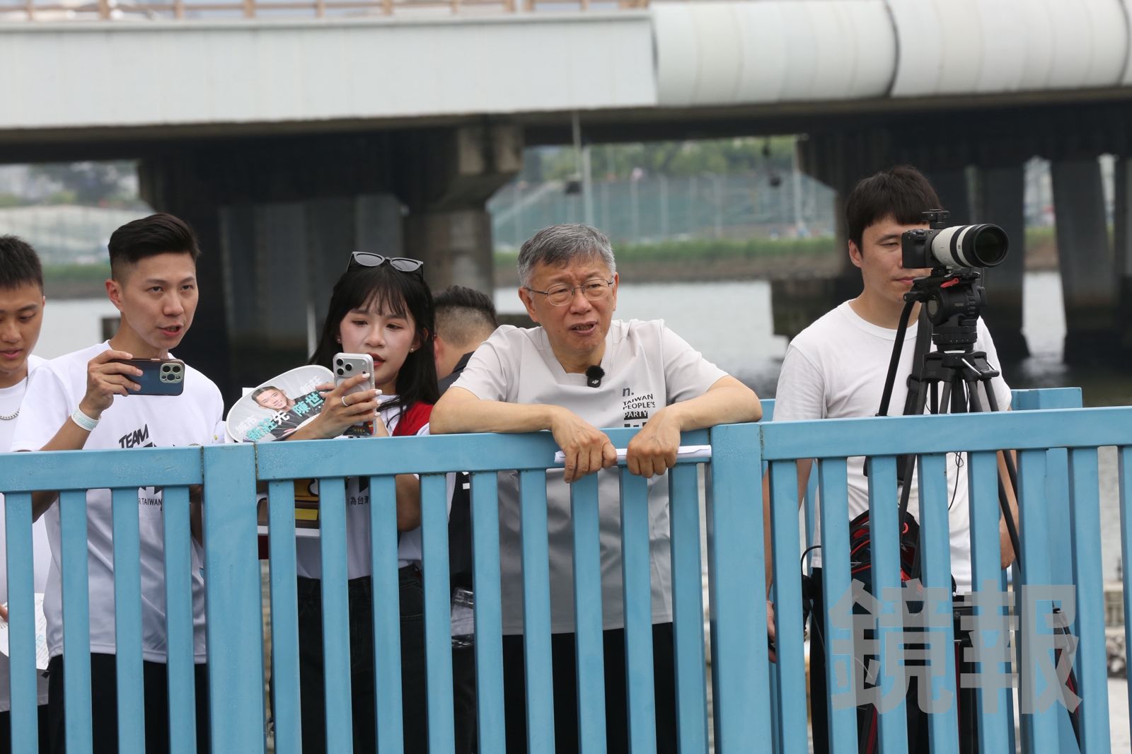 再轟檢警無據搜索 柯文哲怨:裝電子腳鐐也「不用證據」