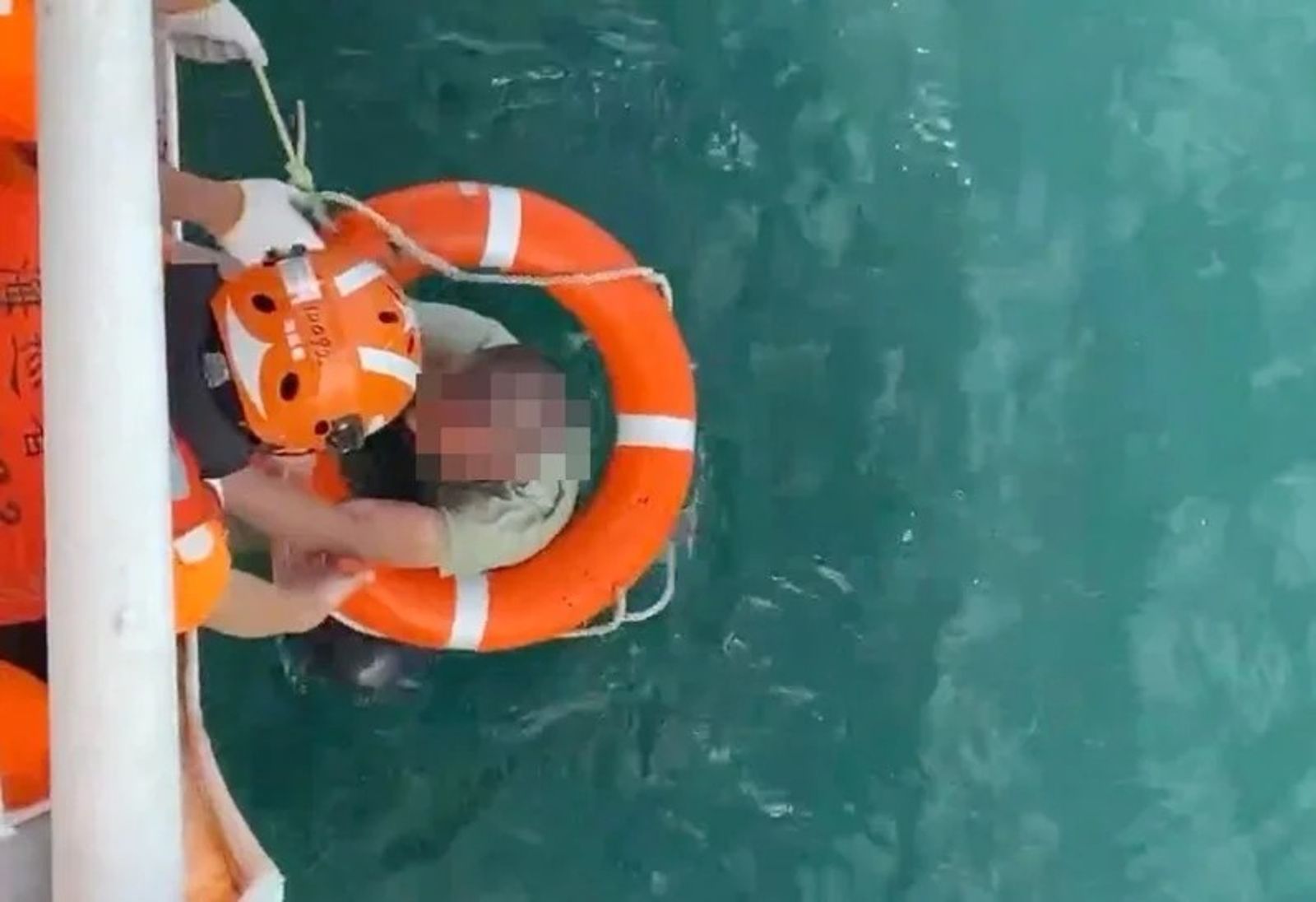 海上漂浪太苦?越南船員跳海逃逸 獲救送醫竟又落跑