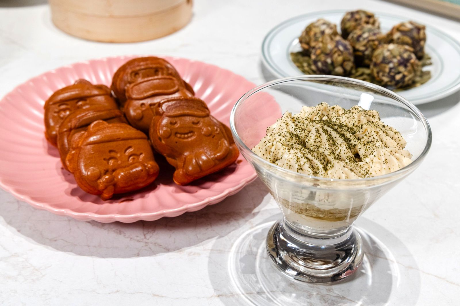 「烏龍茶韻提拉米蘇」吃得到林口在地龍壽茶的香氣。