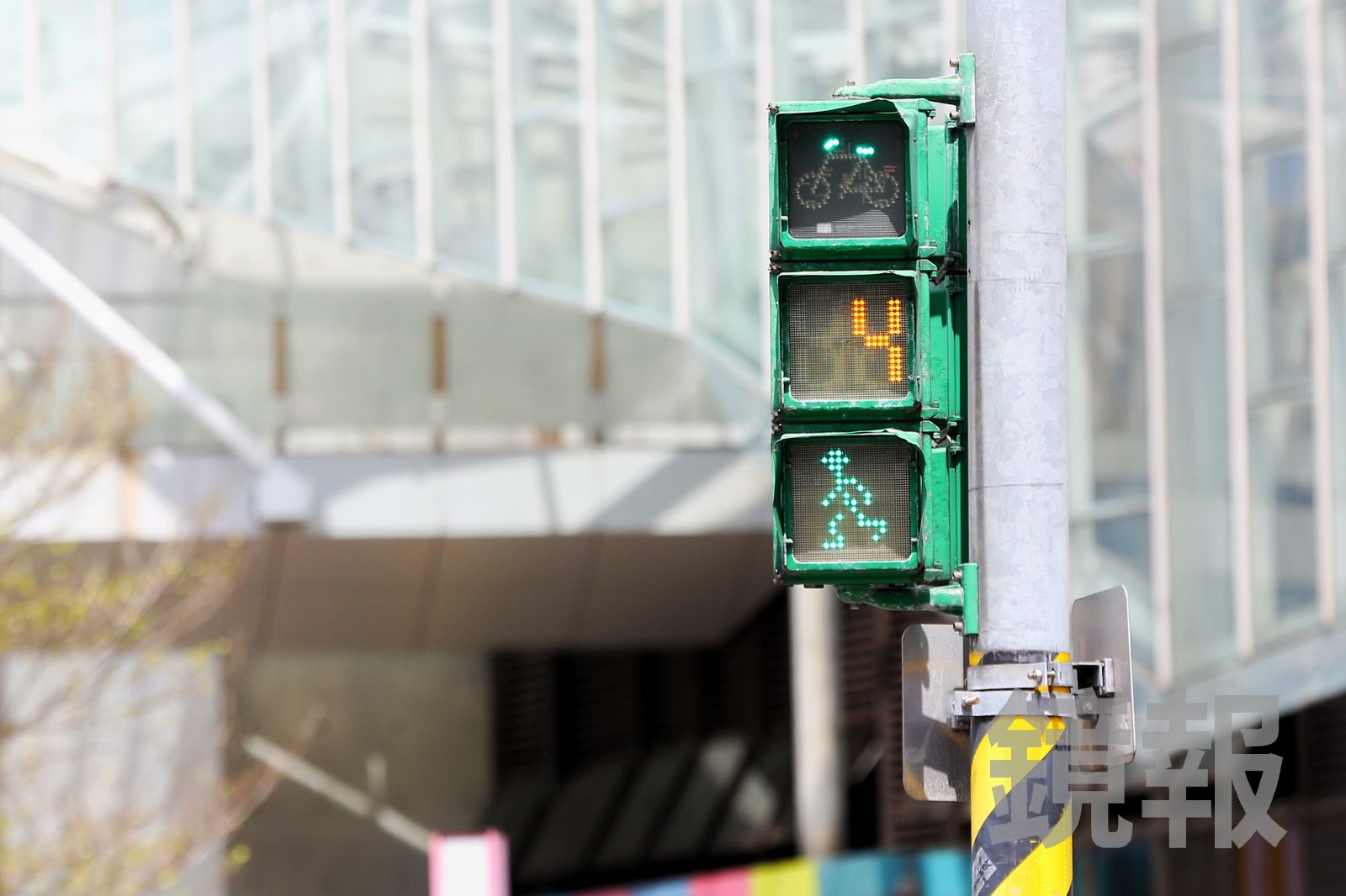 別再衝了!行人號誌「小綠人閃爍加速」將成歷史 卓榮泰宣布取消