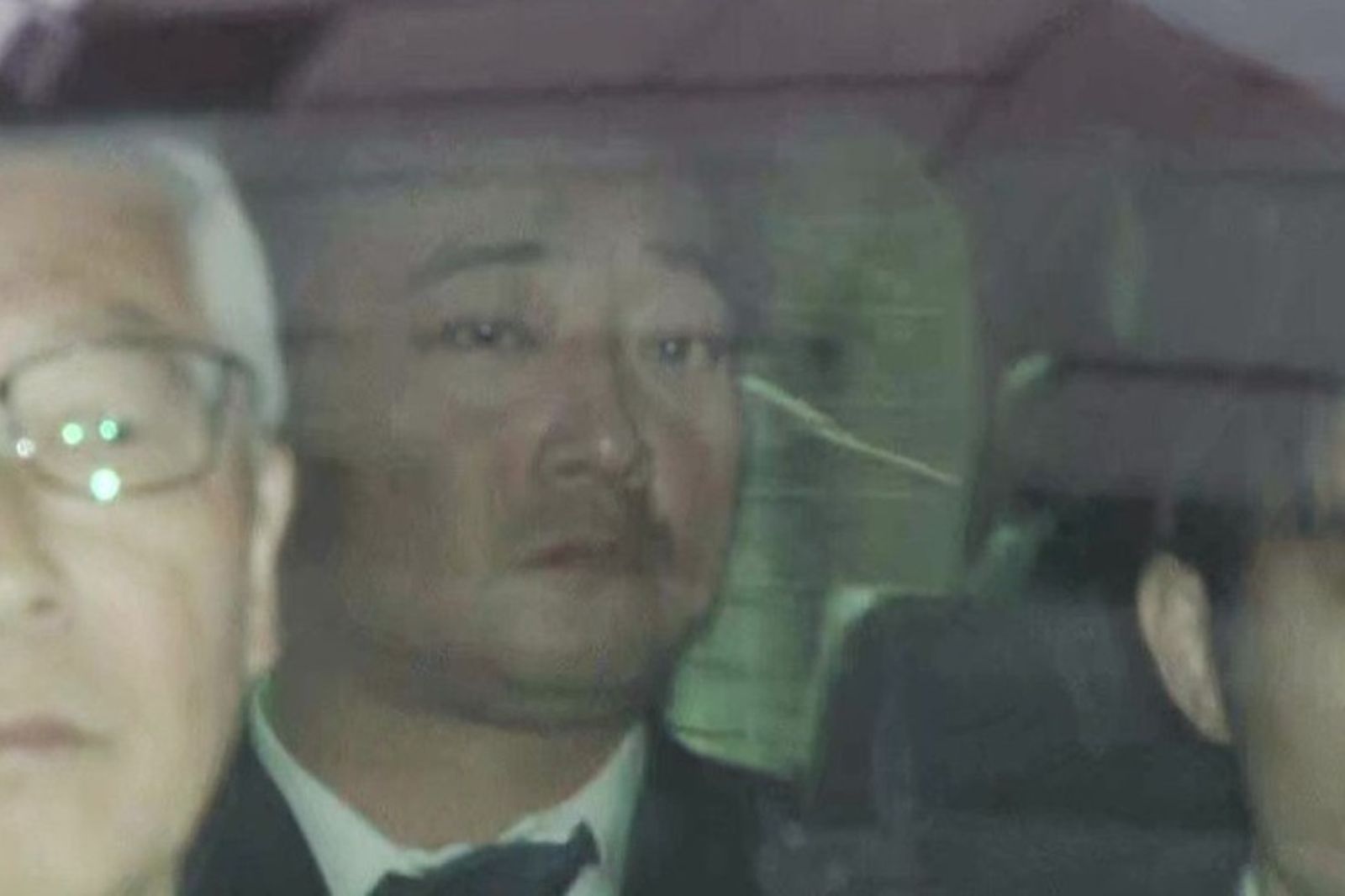 43歲諧星巴士性侵女網紅！強吻摸胸逼舔下體　受害者拒500萬和解金怒喊「噁心」！　