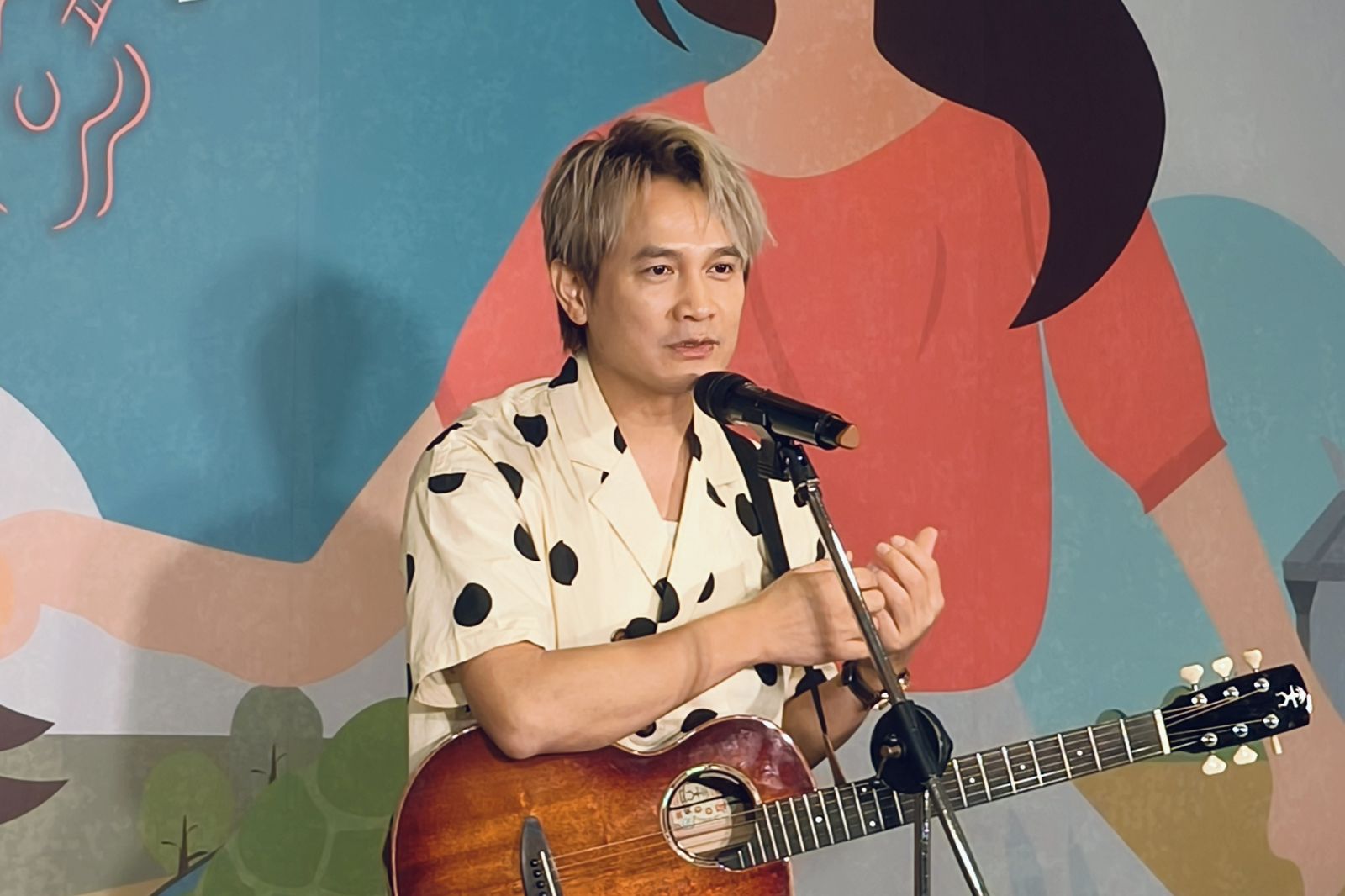 直擊／愛妻罹乳癌後首露面　金曲歌王曝另一半服「特效藥」現況