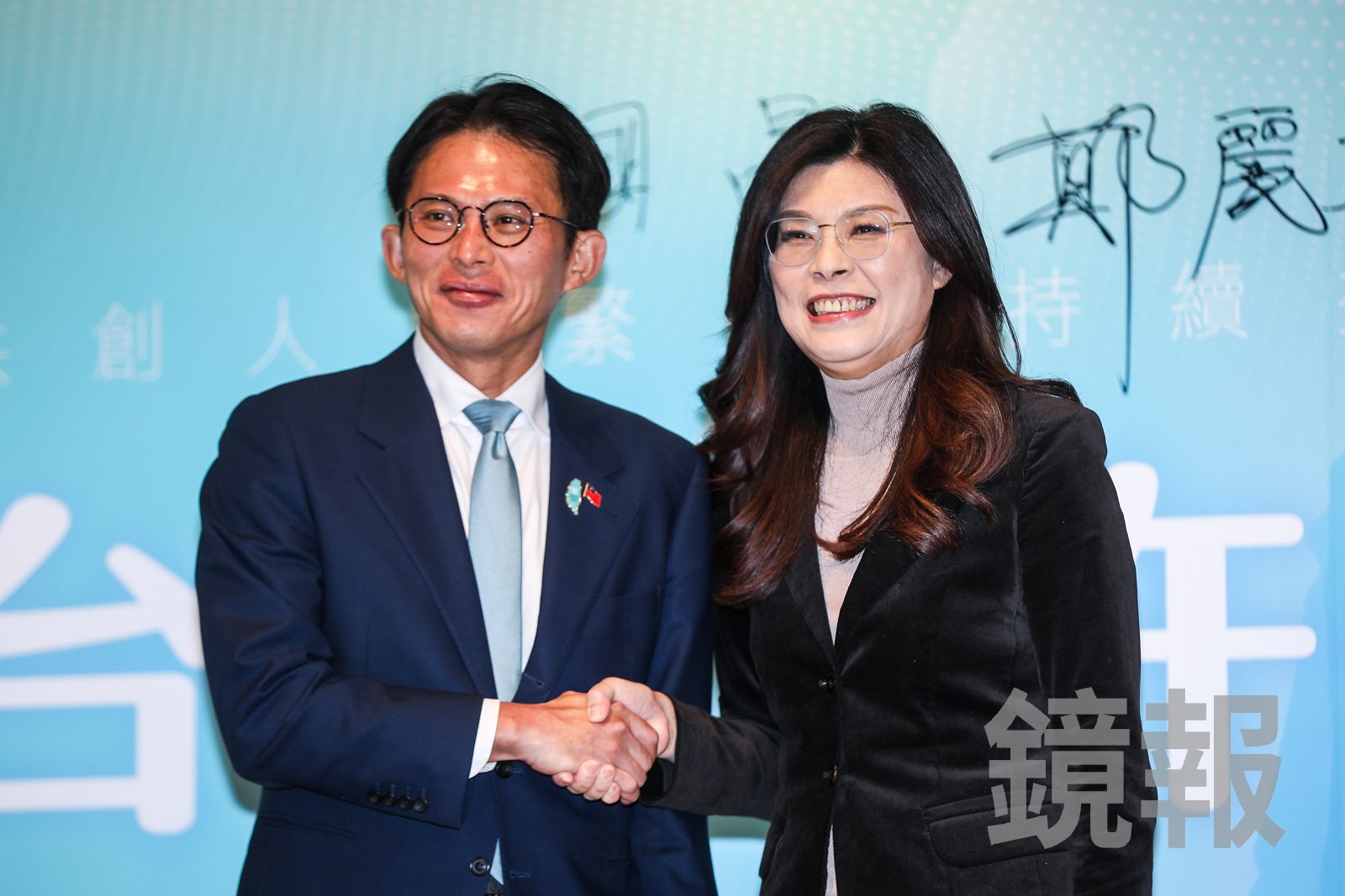 在野團結迎年底大選　國民黨開放母雞替白營輔選