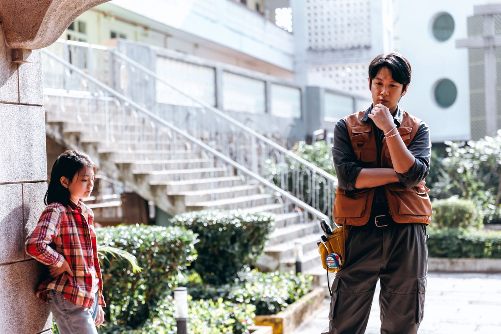 柯震東甘扮「魯蛇」被讚翻!11歲天才童星梅靜妍首演電影驚豔全場:台詞看一遍就記住