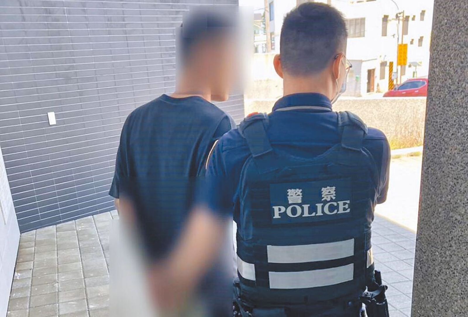 泰拳男嗑藥失控！　花火節變「鐵拳煉獄」 倒地好友遭密集爆頭活活打死