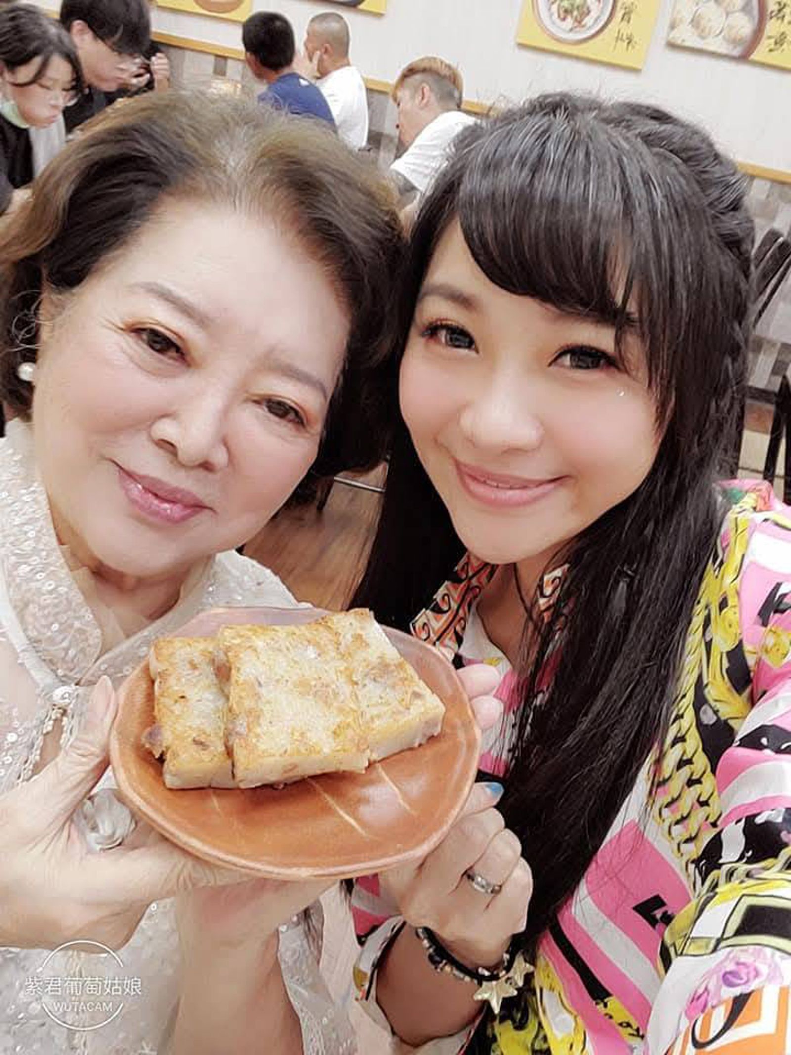 陳淑芳和紫君經常互相陪伴。欣代唱片提供