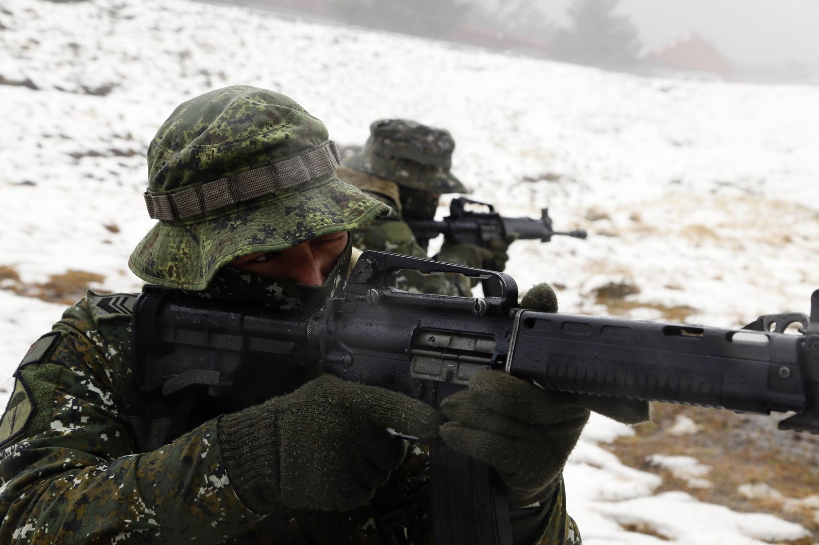 國防部證實大石國際已提前交貨　知情人士：大石國際背後有高人指點
