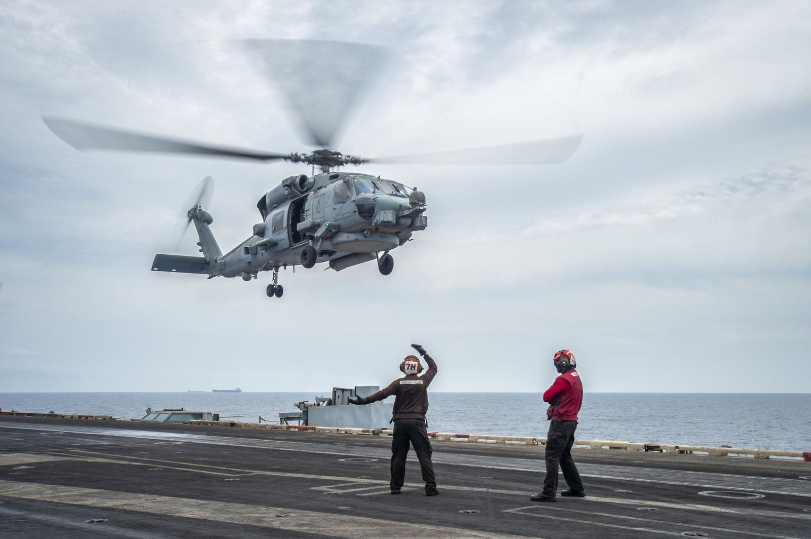 美國海狼級潛水艇與福特級航母都有配置小型模組化反應爐（SMR），圖／美國第七艦隊臉書