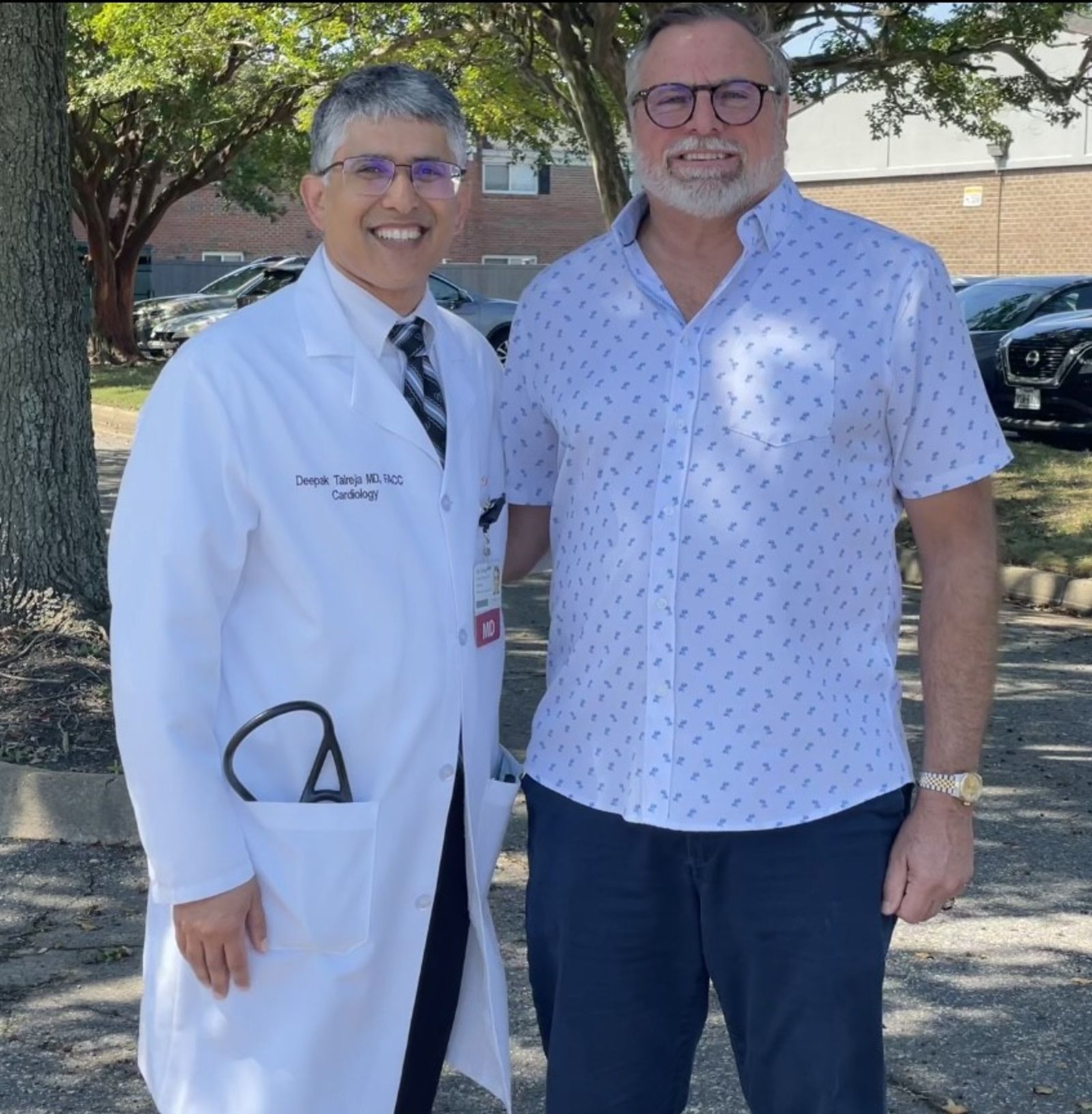 所幸車禍地點附近就是心臟專科醫師塔爾雷加的診所,他的及時出手救了傑拉西一命。圖/翻攝自X