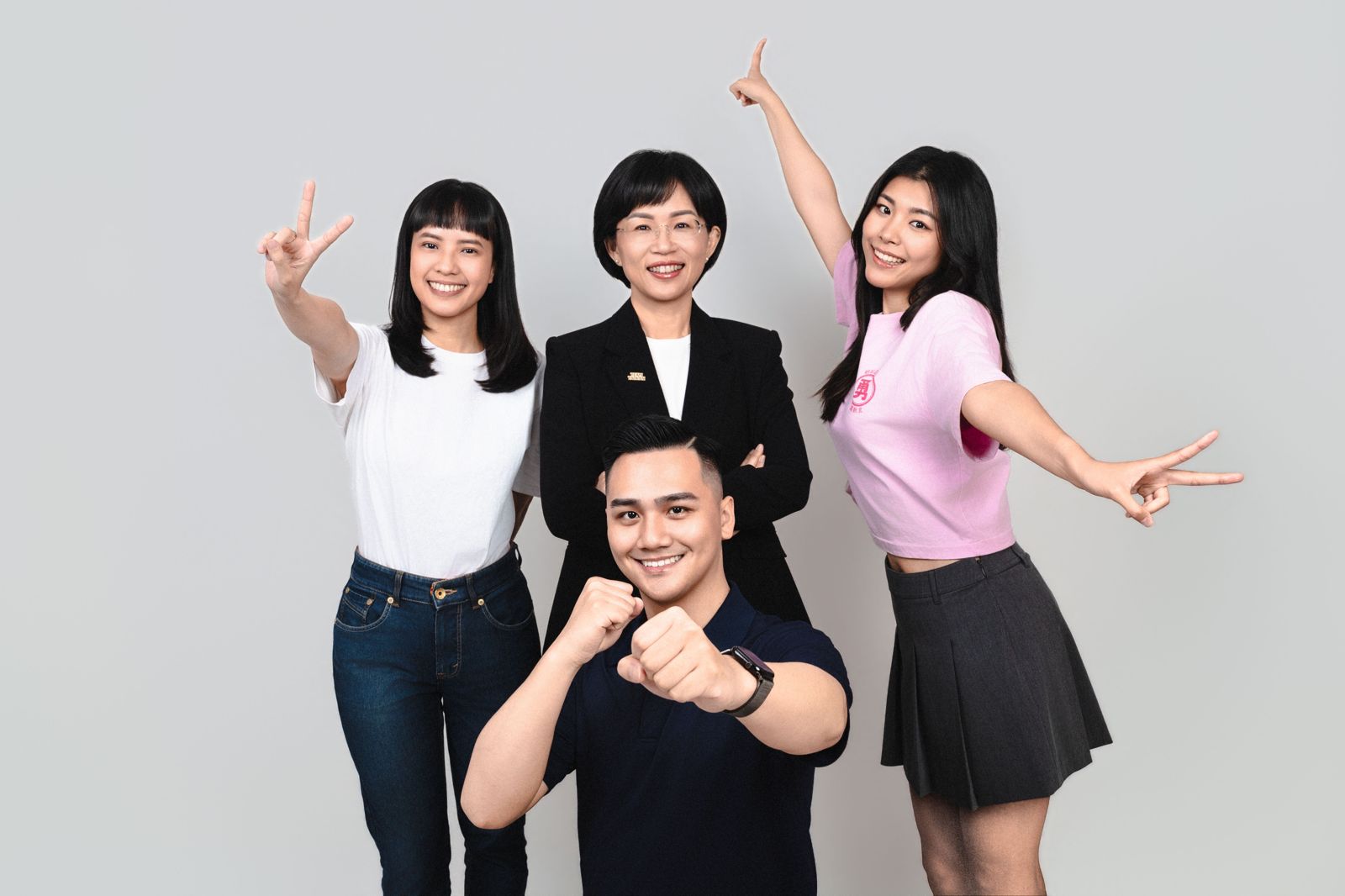 蘇巧慧公布發言人團隊！平均不到26歲　打造「年輕活力新北隊」