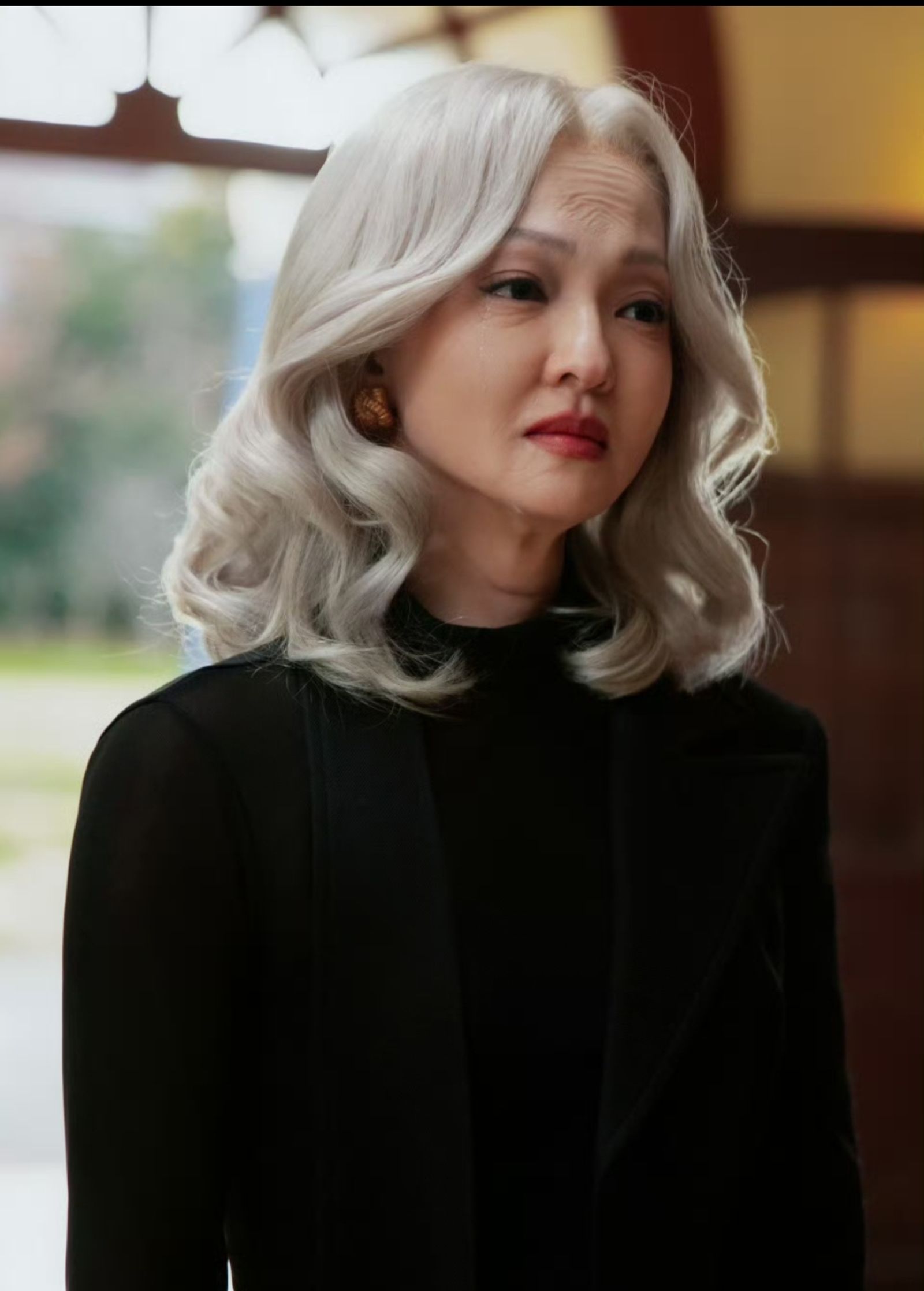 張韶涵公開自己「皺紋爬滿臉」的衰老容貌。翻攝微博